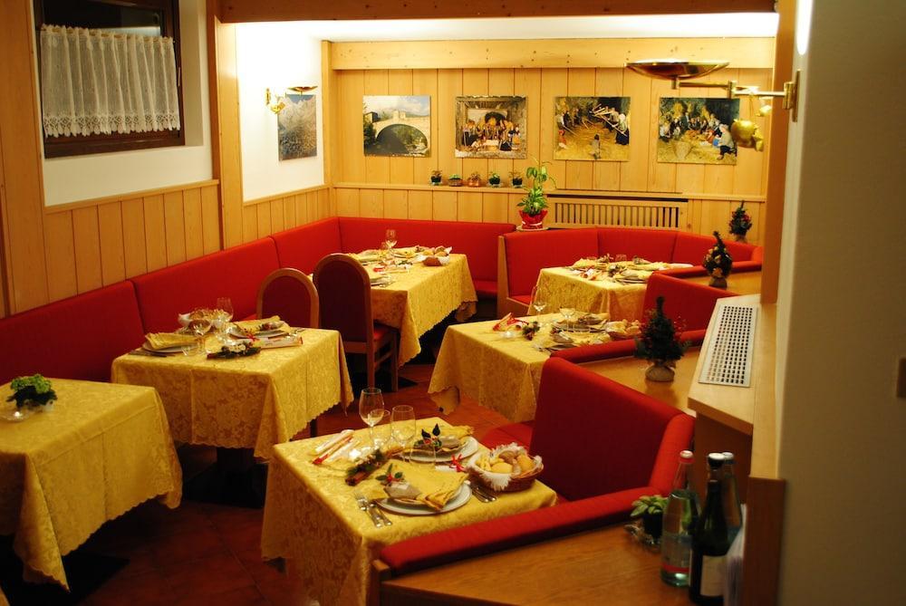 Hotel Terme บอร์มิโอ ภายนอก รูปภาพ